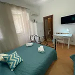 Maqueda Affittacamere 3*